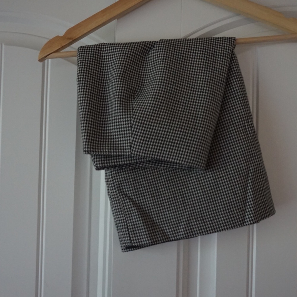 Vintage Houndstooth Pencil Skirt